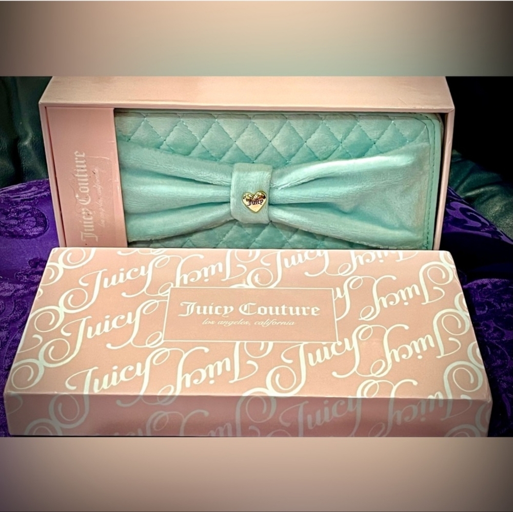Juicy Couture Turquoise Quilted Long Zippy Wallet With Bow, Soft Poly Fabric - Picture 5 of 6